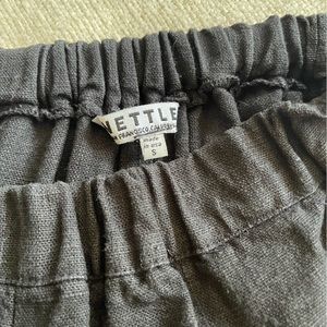 Nettle Studios “Easy Linen Pant” in Black - Size Small